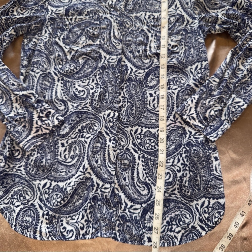 Talbots Navy and White Silk Paisley Shirt Hidden Button Front Sz S - Picture 10 of 12
